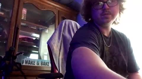 Snapshot of 420jizzva chatting on 19, 5, 2026 Daddythickdick420 online show from 19, 5, 2026