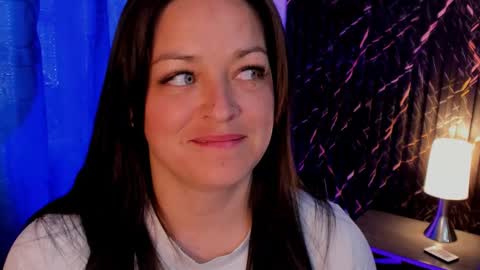 Snapshot of 4ngel_greey chatting on 29, 10, 2025 ... .     Angel     . ... online show from 29, 10, 2025