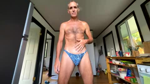 Snapshot of 51freerider chatting on 23, 5, 2026 Elvin the elephant online show from 23, 5, 2026