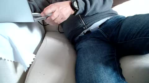 F E L I X -  -  F O ll O W      M E  online show from 27, 12, 2024