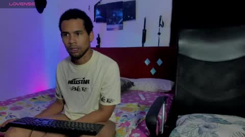 Snapshot of 69blackwhite chatting on 18, 5, 2026 69blackwhite online show from 18, 5, 2026