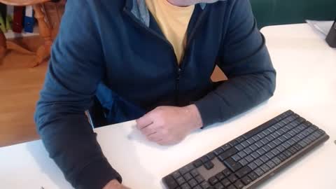 Snapshot of 69pifpaf chatting on 12, 1, 2025 69pifpaf online show from 12, 1, 2025