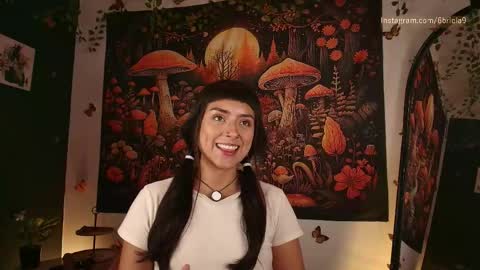 Snapshot of 6briela9 chatting on 17, 5, 2026 B R I E L A online show from 17, 5, 2026