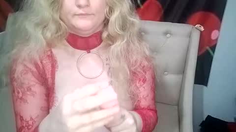 Snapshot of 6redhotbunnie9 chatting on 9, 11, 2025 6redhotbunnie9 online show from 9, 11, 2025