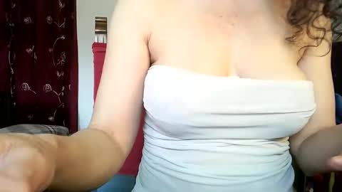 Lilu online show from 12, 3, 2025