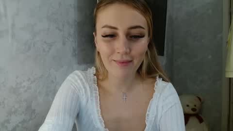 Snapshot of 7melania chatting on 21, 9, 2025 7melania online show from 21, 9, 2025