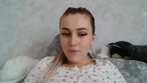 Snapshot of 7melania chatting on 1, 10, 2025 7melania online show from 1, 10, 2025