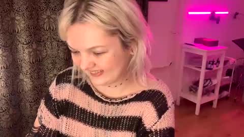 Snapshot of 80s_brat chatting on 7, 1, 2025 Ivy online show from 7, 1, 2025
