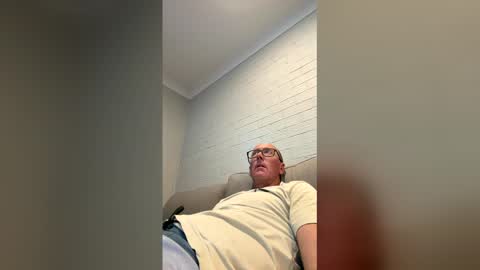 Snapshot of 82avareageguy chatting on 20, 5, 2026 82avareageguy online show from 20, 5, 2026