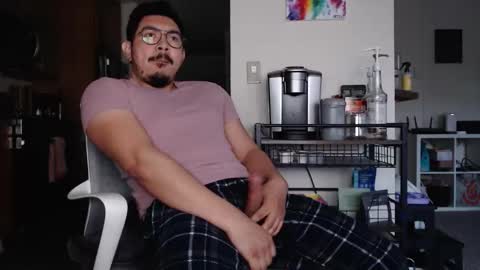 Snapshot of 8888_5555 chatting on 17, 12, 2025 Antonio online show from 17, 12, 2025