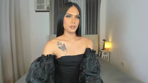 Snapshot of 8inchesmisstresscock chatting on 21, 12, 2024 Kendalicious online show from 21, 12, 2024