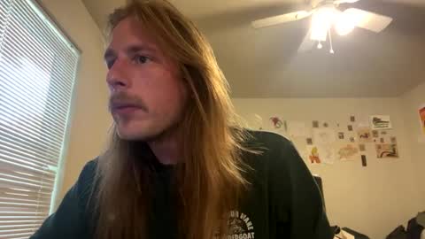Snapshot of 8inchlife chatting on 23, 7, 2026 CoralShark online show from 23, 7, 2026
