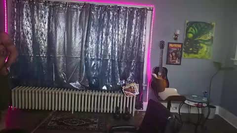 Snapshot of 8inspyder chatting on 23, 5, 2026 EvelDicknievel1 online show from 23, 5, 2026