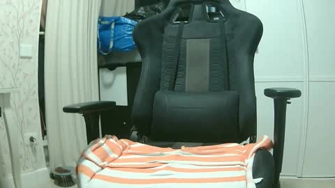 Snapshot of 90zero chatting on 4, 2, 2026 Arturo online show from 4, 2, 2026