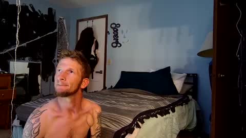 Snapshot of 9_25 chatting on 20, 1, 2025 8over6 online show from 20, 1, 2025