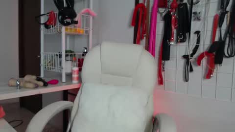 Adahara online show from 2, 12, 2025