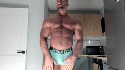 Adam online show from 27, 9, 2025