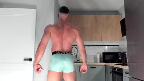 Adam online show from 28, 9, 2025