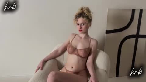 Snapshot of _adel_brooks_ chatting on 10, 10, 2025 adel online show from 10, 10, 2025