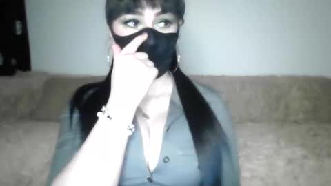 Adela online show from 8, 1, 2025