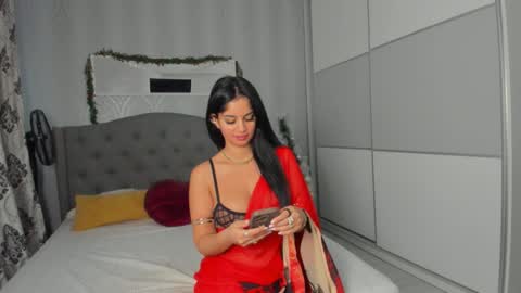 Adelle online show from 19, 12, 2025