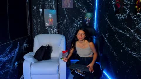 Snapshot of _agathaargent chatting on 31, 1, 2025 Agatha online show from 31, 1, 2025