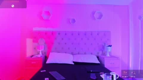 Snapshot of _agathaargent chatting on 23, 10, 2025 Agatha online show from 23, 10, 2025