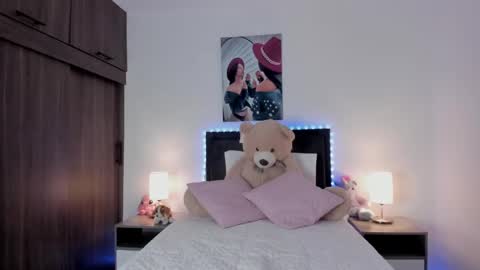 Snapshot of _alana_grey_ chatting on 5, 5, 2026 _alana_grey_ online show from 5, 5, 2026