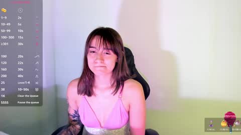 Snapshot of _alicerosse2 chatting on 19, 12, 2024 ALICE online show from 19, 12, 2024