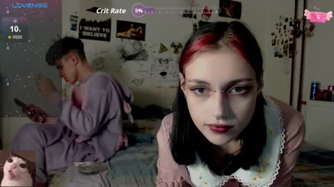 Snapshot of _alisa_in_wonderland chatting on 25, 9, 2025 Charlotte and Alex online show from 25, 9, 2025