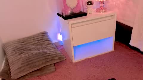 Snapshot of _alissonrose chatting on 19, 5, 2026 Karo online show from 19, 5, 2026