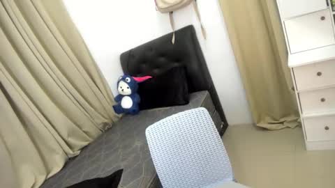 angela online show from 7, 11, 2025