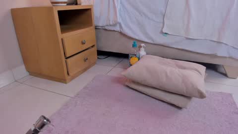 ngela  online show from 3, 2, 2025