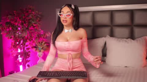 Snapshot of _anna_bloom chatting on 16, 1, 2025 Anna online show from 16, 1, 2025