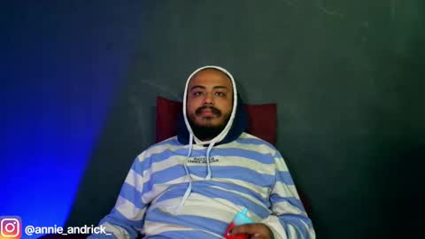 Annie Andrick online show from 19, 11, 2025