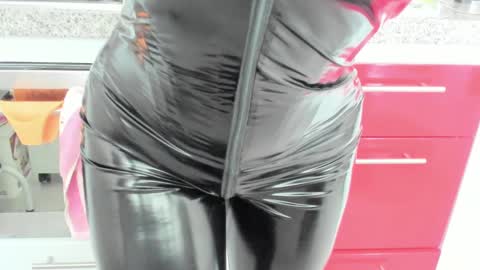 antonia online show from 7, 2, 2025