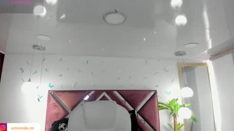 Snapshot of _antonnela_ chatting on 5, 2, 2026 antonnela online show from 5, 2, 2026