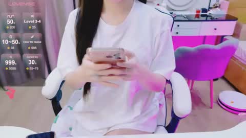 Snapshot of _aria_moonie chatting on 1, 8, 2026 _aria_moonie online show from 1, 8, 2026