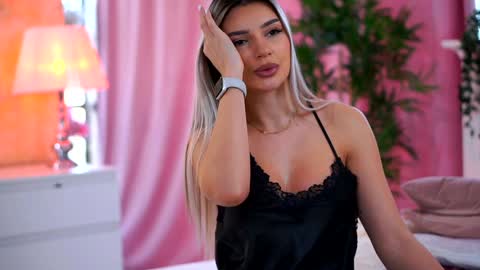 Arielle online show from 4, 2, 2025