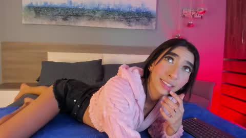 Snapshot of _ashly_77 chatting on 6, 11, 2025 Ashly online show from 6, 11, 2025