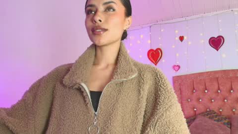 Snapshot of _aurora_moon chatting on 5, 2, 2025 Aurora online show from 5, 2, 2025