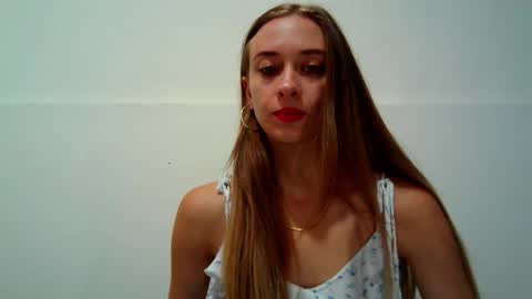 Snapshot of _aurora_sweet chatting on 9, 9, 2025 _aurora_sweet online show from 9, 9, 2025