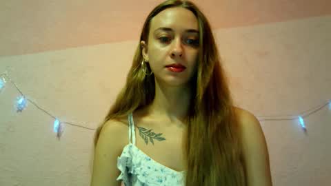 _aurora_sweet online show from 11, 11, 2025