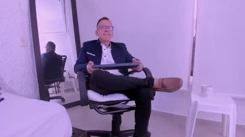 _axelking_ online show from 25, 2, 2026