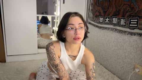 Ayase online show from 13, 10, 2025