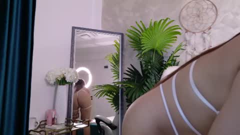 Snapshot of _azzalee_ chatting on 23, 6, 2026 AzzaLee online show from 23, 6, 2026