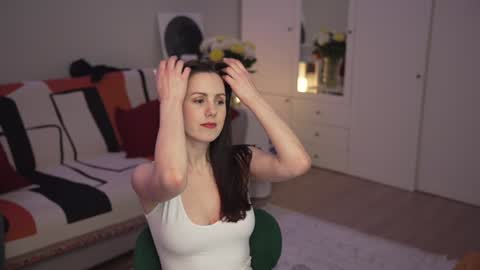 Lili online show from 23, 1, 2025