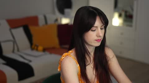 Lili online show from 10, 11, 2025