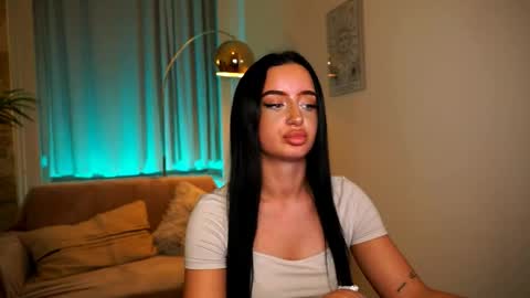 Pearl online show from 16, 4, 2026