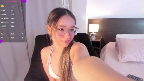 Snapshot of _bleuelune chatting on 27, 7, 2026 Mary online show from 27, 7, 2026